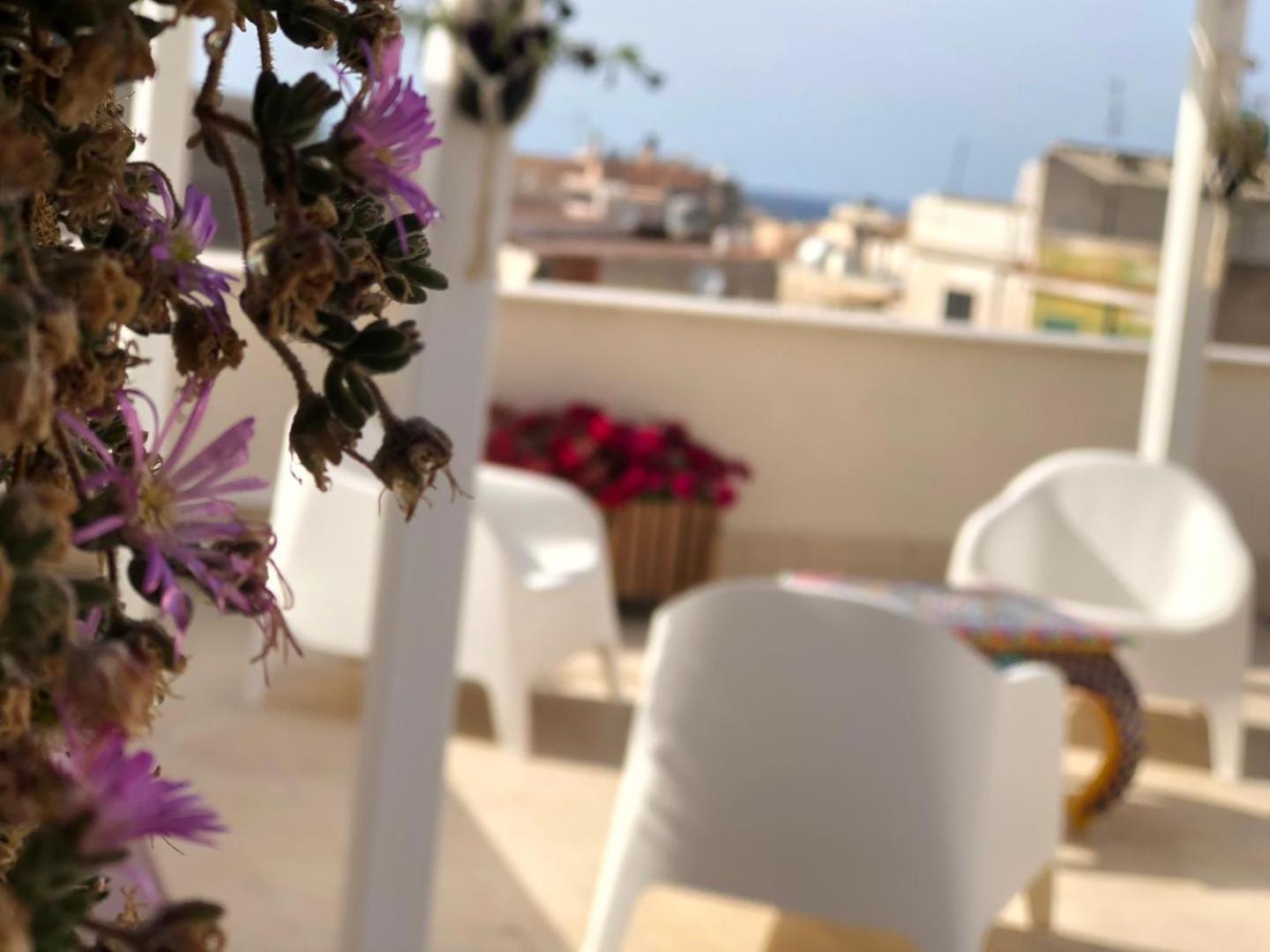 Terravera Terrasini Buitenkant foto
